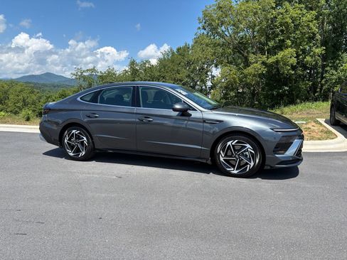 Used 2026 Hyundai Sonata SEL AWD/4WD image 7