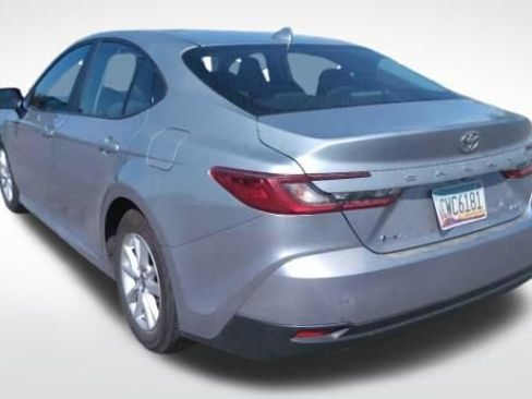 Used 2025 Toyota Camry LE FWD image 3