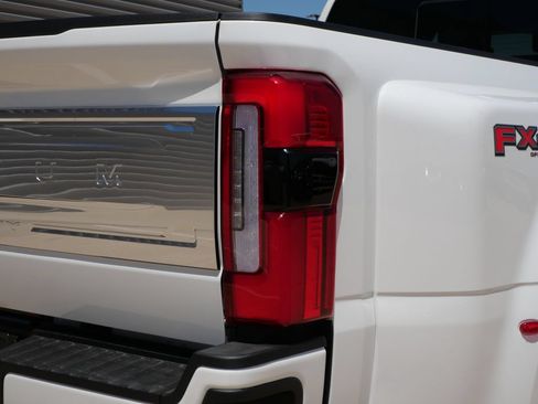 New 2026 Ford F450 Platinum w/ Platinum Plus Package AWD/4WD image 11