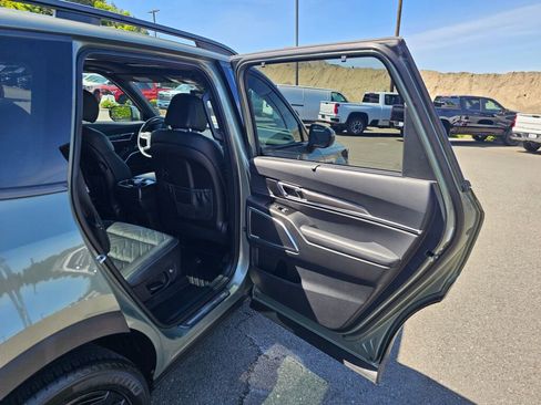 Certified 2024 Kia Telluride SX Prestige X-Line AWD/4WD image 29