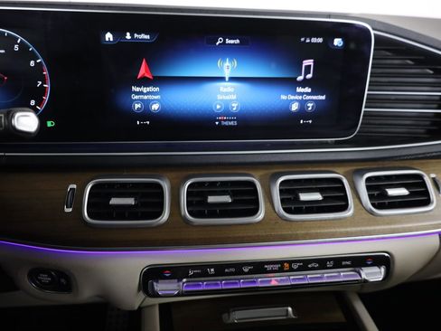 Certified 2022 Mercedes-Benz GLS 450 4MATIC image 15