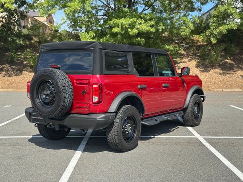Used 2021 Ford Bronco Black Diamond AWD/4WD image 11