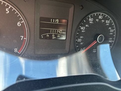 Used 2013 Volkswagen Jetta Sedan FWD image 3