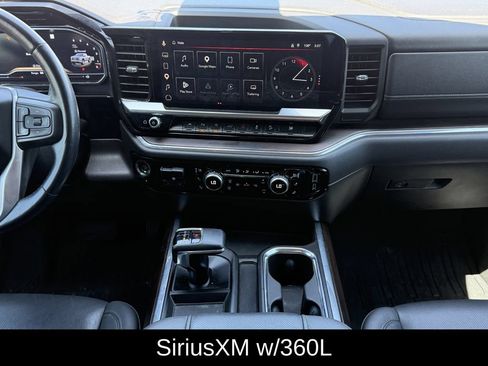 Used 2023 GMC Sierra 1500 SLT AWD/4WD image 15