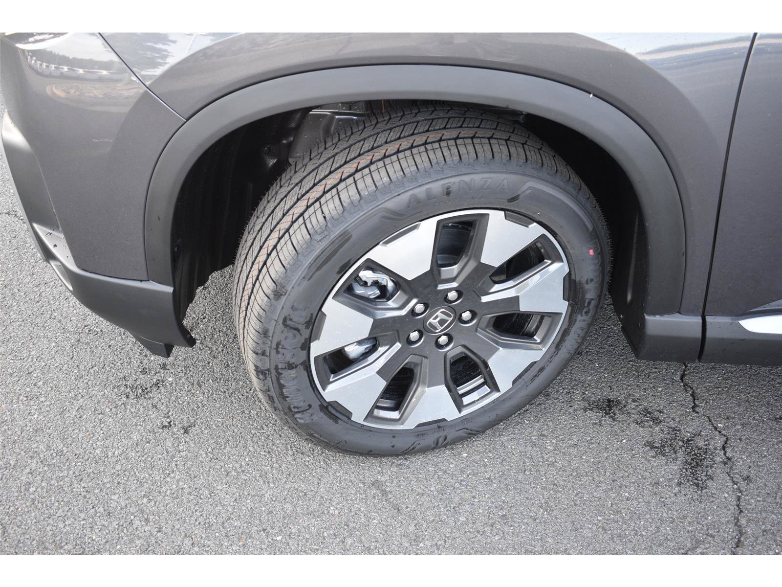 New 2026 Honda Pilot Touring image 36