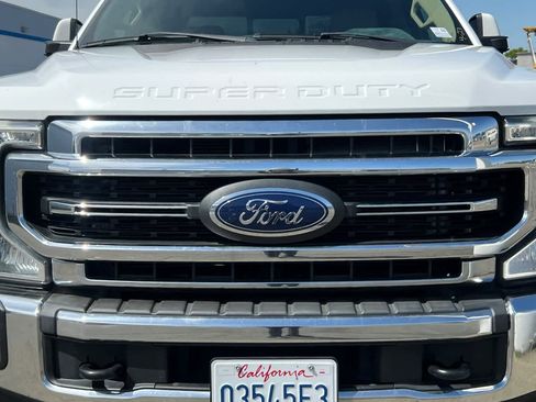 Used 2021 Ford F250 Lariat w/ Lariat Value Package AWD/4WD image 12