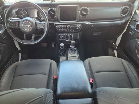 Used 2022 Jeep Wrangler Unlimited Sport w/ Sun And Sound Package AWD/4WD image 28