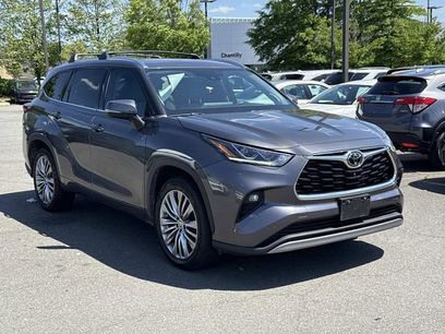 Used 2022 Toyota Highlander Platinum