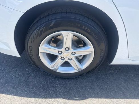 Used 2024 Chevrolet Malibu LT FWD image 28
