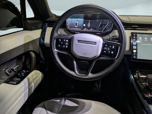 New 2026 Land Rover Range Rover Sport SE AWD/4WD image 23