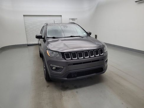 Used 2020 Jeep Compass Latitude FWD image 14
