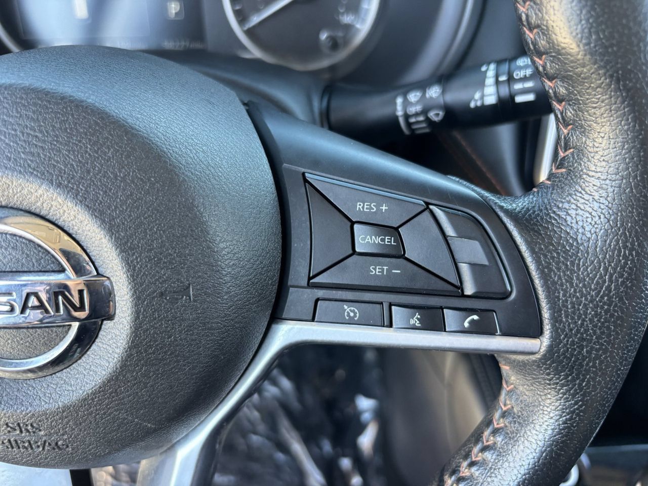 Used 2020 Nissan Kicks SR FWD image 27