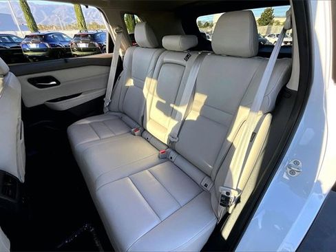 Certified 2024 Nissan Rogue SL w/ SL Premium Package image 22