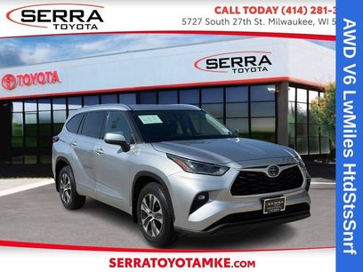 Used 2021 Toyota Highlander XLE