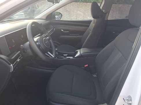 Used 2025 Hyundai Tucson SEL AWD/4WD image 4