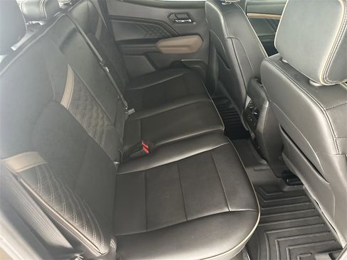 Certified 2023 GMC Canyon Denali image 32