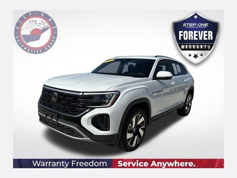 Used 2025 Volkswagen Atlas Cross Sport SE FWD image 1