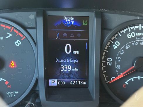 Used 2022 Toyota Tacoma SR image 23