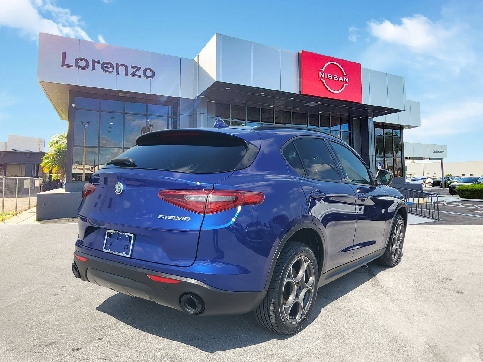 Used 2022 Alfa Romeo Stelvio Sprint RWD image 5