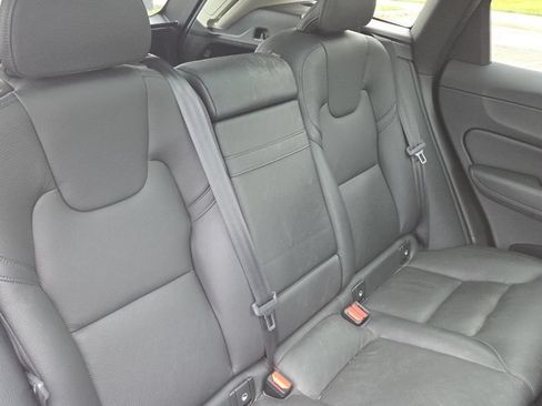 Used 2020 Volvo XC60 T5 Inscription AWD/4WD image 13