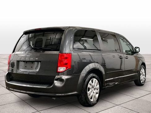 Used 2017 Dodge Grand Caravan SE w/ Power Window Group FWD image 12