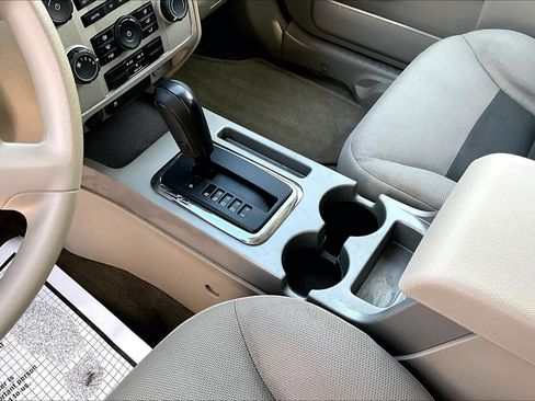 Used 2008 Ford Escape XLT FWD image 16
