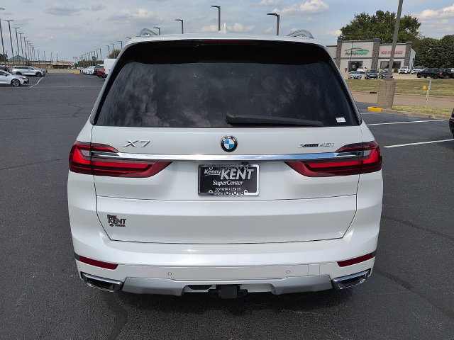 Used 2022 BMW X7 xDrive40i w/ Premium Package AWD/4WD image 6