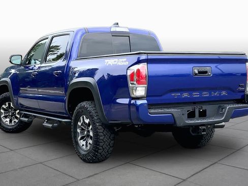 Used 2023 Toyota Tacoma TRD Off-Road w/ Technology Package RWD image 12