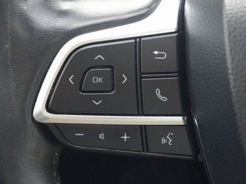 Used 2020 Toyota Highlander Limited image 11