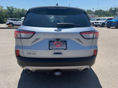 Used 2022 Ford Escape Titanium w/ Titanium Elite Package AWD/4WD image 13