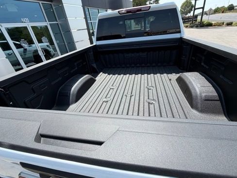 New 2026 GMC Sierra 2500 AT4 w/ AT4 Premium Plus Package AWD/4WD image 29