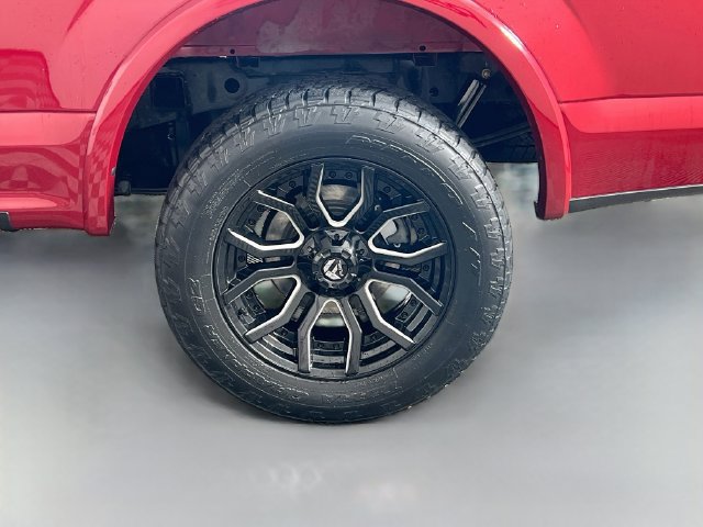 Used 2020 Ford F150 XLT w/ Equipment Group 302A Luxury AWD/4WD image 34