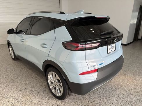 Used 2022 Chevrolet Bolt EUV LT image 5