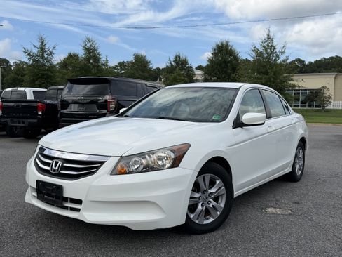 Used 2011 Honda Accord SE image 12