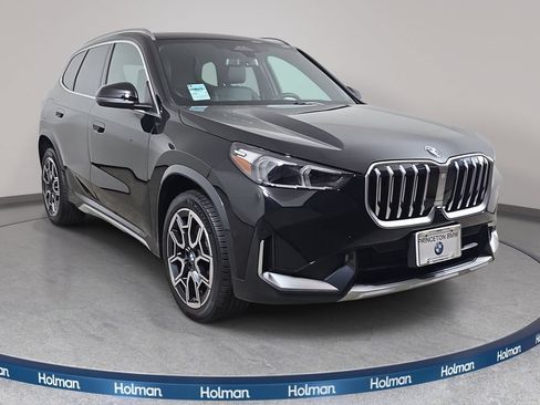 Used 2025 BMW X1 xDrive28i w/ Technology Package AWD/4WD image 4