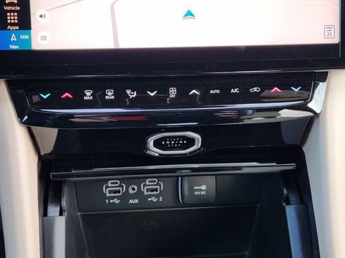New 2026 Jeep Grand Cherokee Limited AWD/4WD image 16