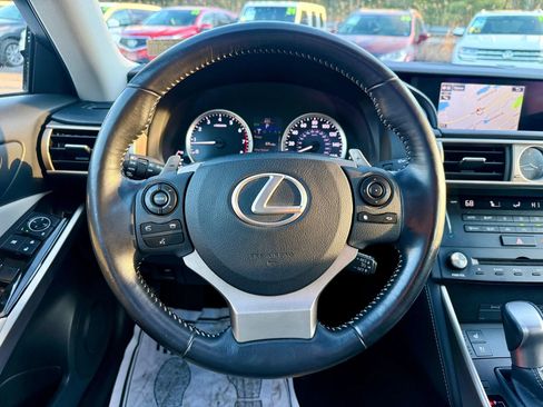 Used 2016 Lexus IS 300 AWD image 24