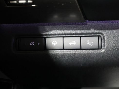 Used 2022 Nissan Pathfinder Platinum w/ Cargo Package image 32