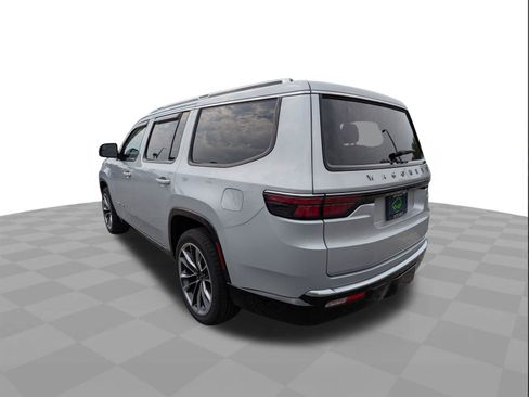 Used 2022 Jeep Wagoneer Series III w/ Premium Group I RWD image 6