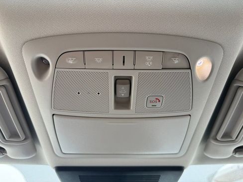 Used 2024 Nissan Armada SL w/ Captain's Chairs Package RWD image 21