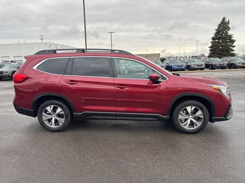 Certified 2025 Subaru Ascent Premium image 2