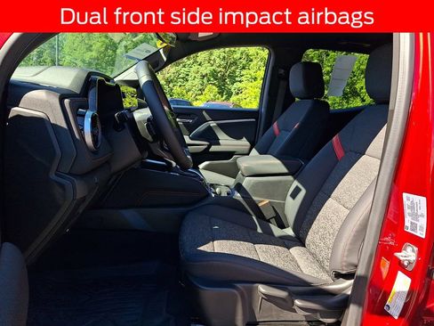 Used 2024 Chevrolet Colorado Z71 AWD/4WD image 13