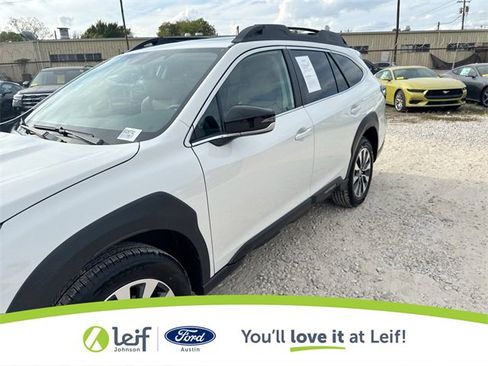 Used 2025 Subaru Outback Limited image 35