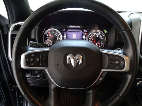 Used 2022 RAM 1500 Big Horn AWD/4WD image 6