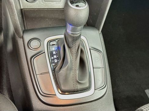 Used 2019 Hyundai Kona SE FWD image 21
