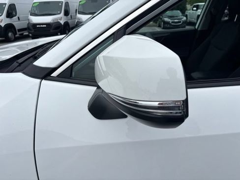 Certified 2025 Toyota RAV4 XLE AWD/4WD image 9
