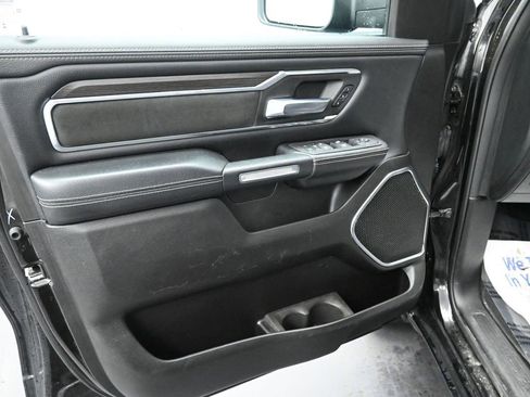 Used 2025 RAM 1500 Laramie image 26