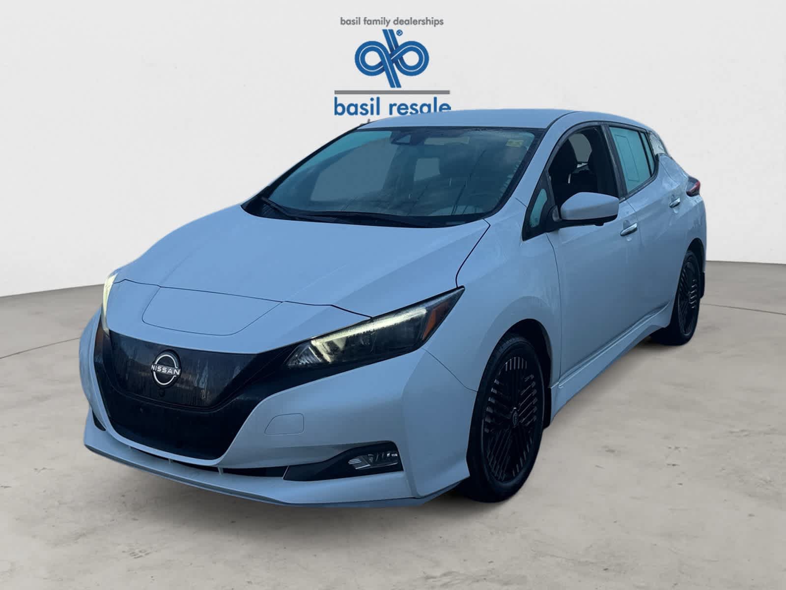 Used 2025 Nissan Leaf SV Plus FWD image 2