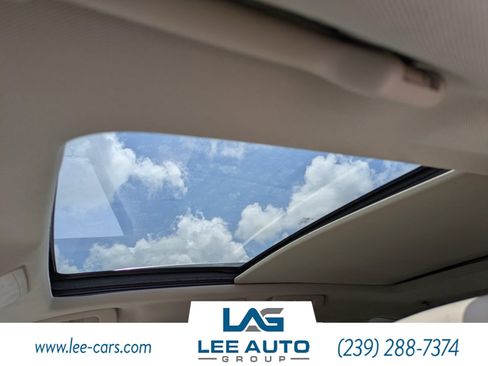 Used 2015 Cadillac SRX Luxury AWD/4WD image 19