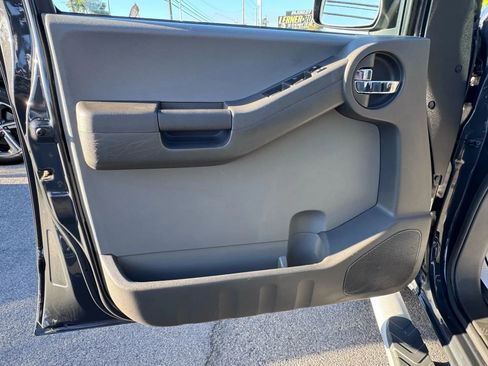 Used 2013 Nissan Xterra S w/ Value Package image 12